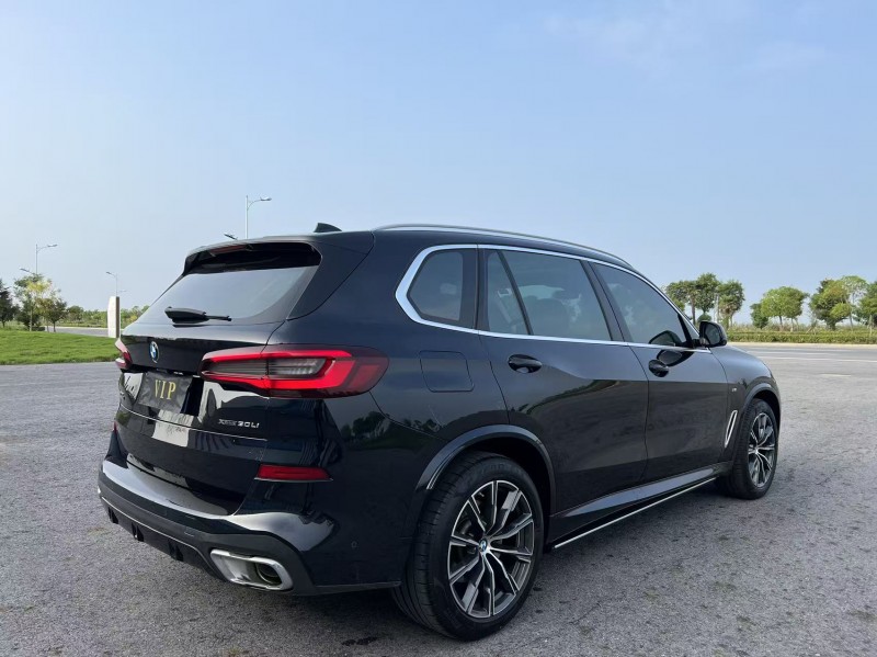 盐城23年宝马X58