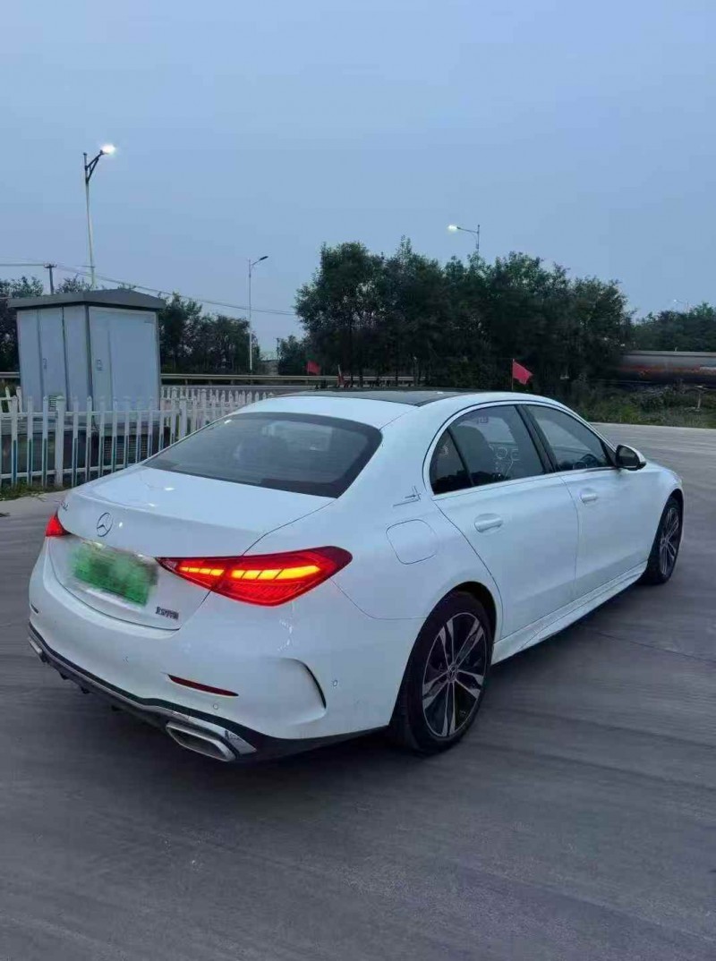东营24年奔驰C8