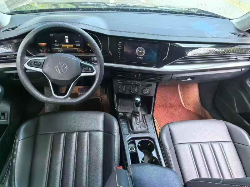 安顺24年大众帕萨特5