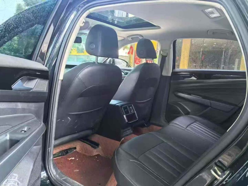 安顺24年大众帕萨特7