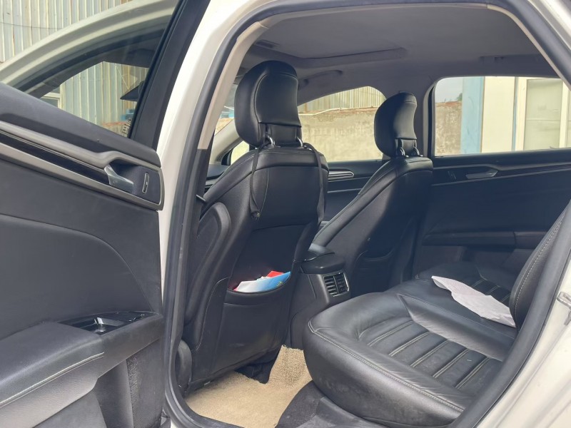 济宁14年福特蒙迪欧5