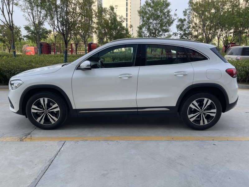 济宁20年奔驰GLA8
