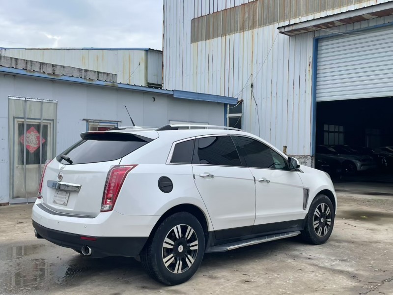 济宁15年凯迪拉克SRX7