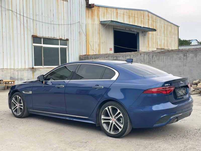 济宁21年捷豹XE8