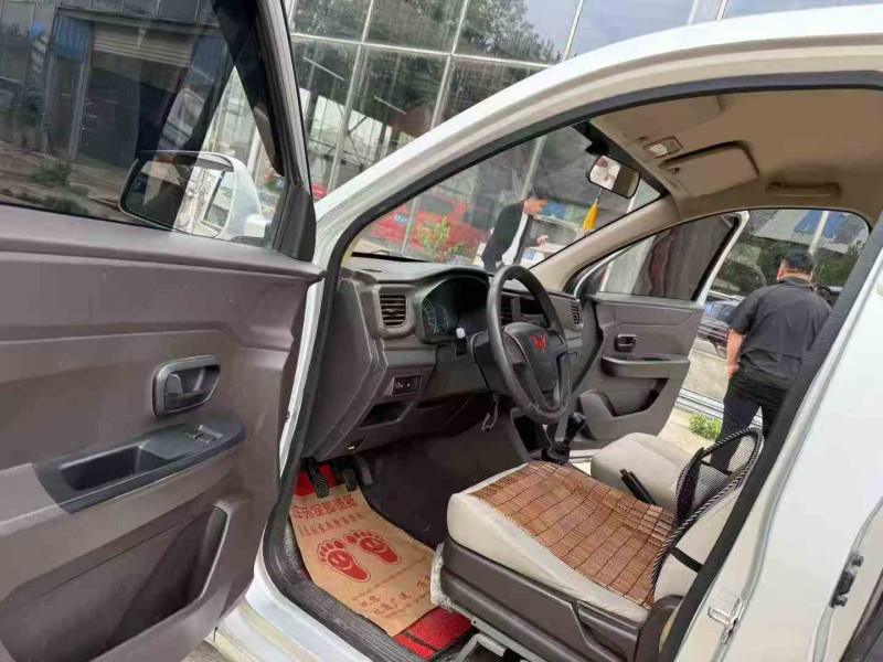 徐州21年五菱汽车宏光4