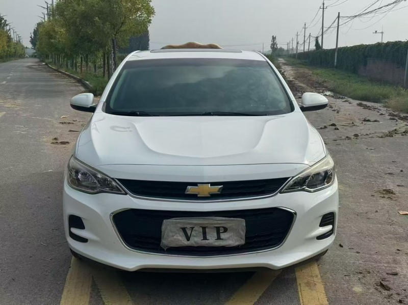 新乡19年雪佛兰科沃兹1