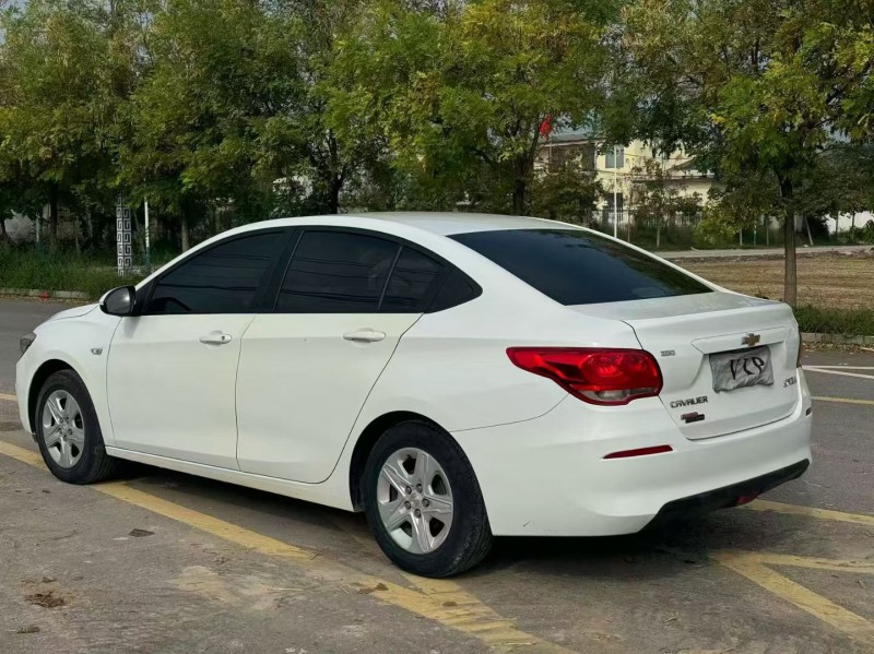 新乡19年雪佛兰科沃兹8