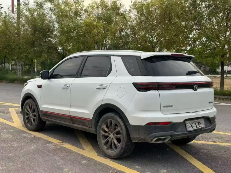 新乡20年长安汽车CS558