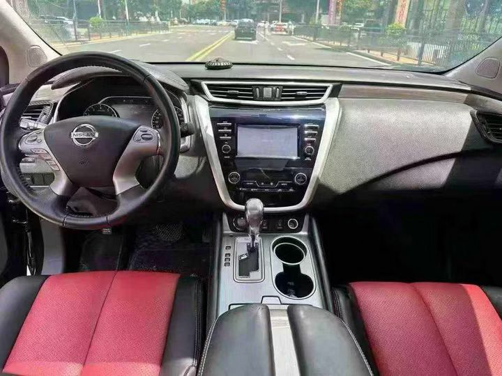 东莞18年日产楼兰5