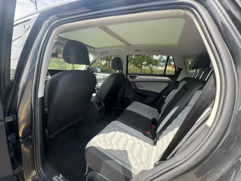 新乡24年大众探岳6