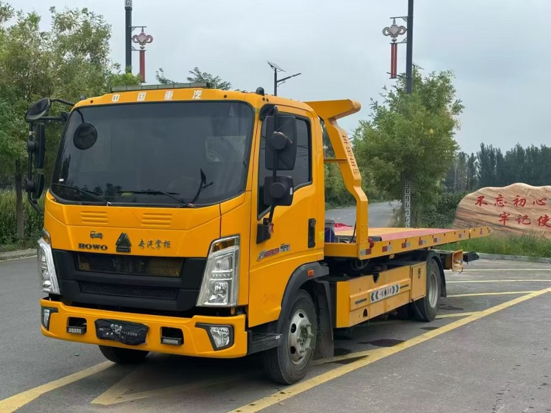 新乡24年卡车系列重汽豪沃2