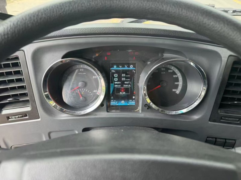 新乡24年卡车系列重汽豪沃4