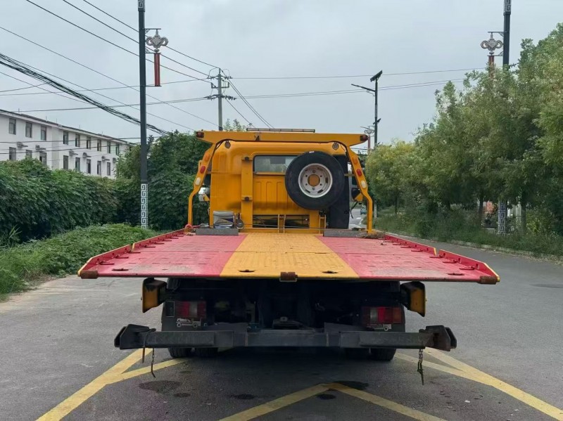 新乡24年卡车系列重汽豪沃9