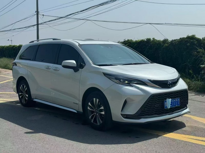 新乡24年丰田格瑞维亚2