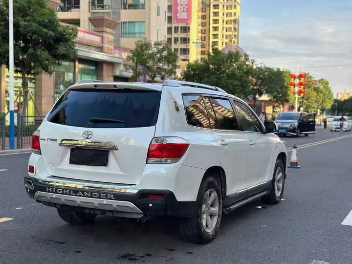 东莞14年丰田汉兰达8