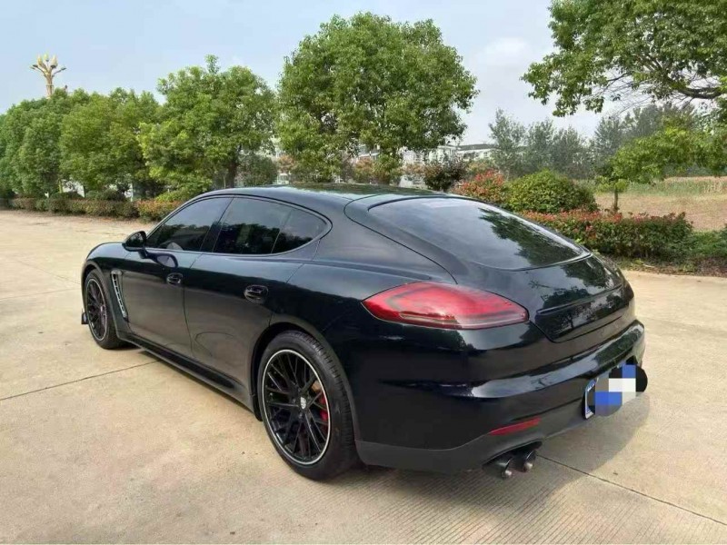 苏州12年保时捷帕拉梅拉7
