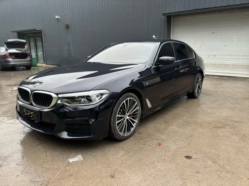 徐州19年宝马5系8