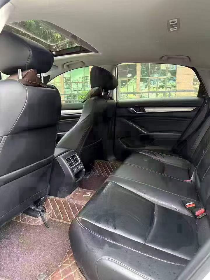 东莞22年本田雅阁6