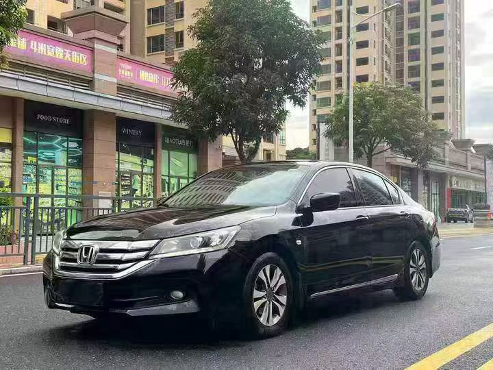 东莞14年本田雅阁3