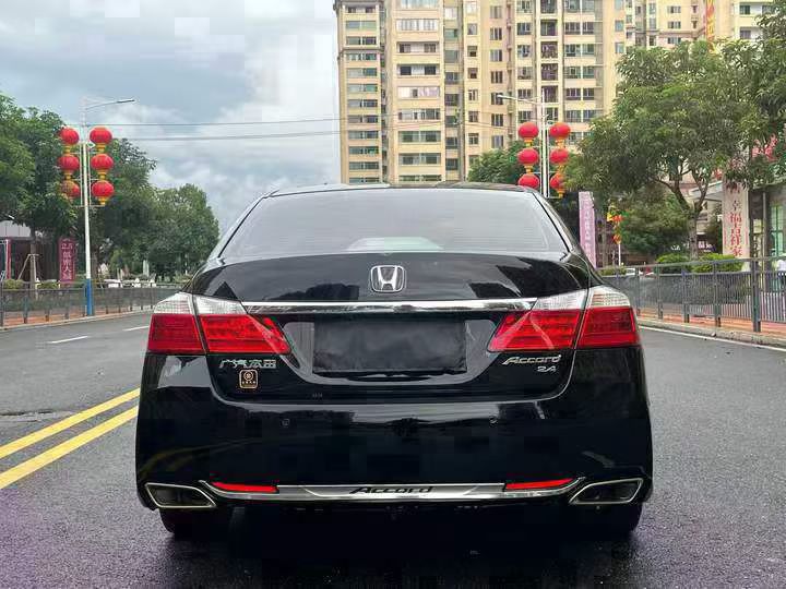 东莞14年本田雅阁9