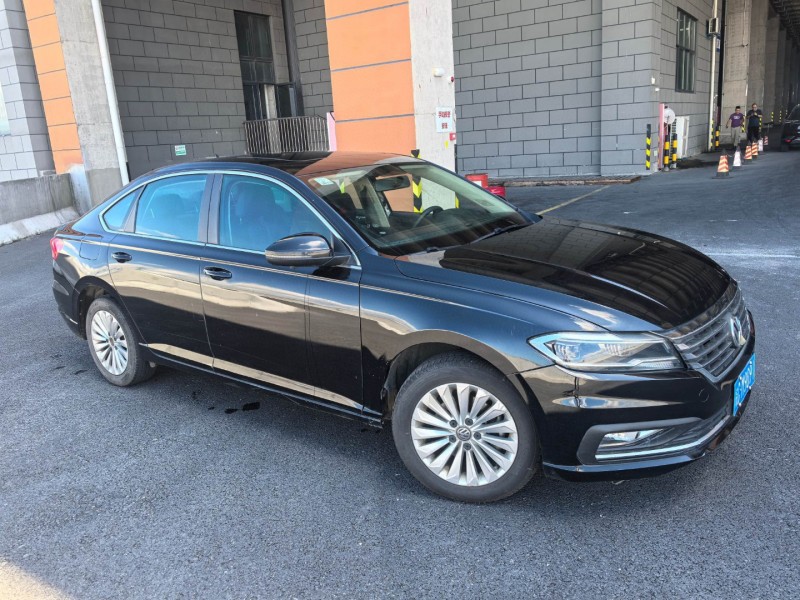 苏州19年大众朗逸2