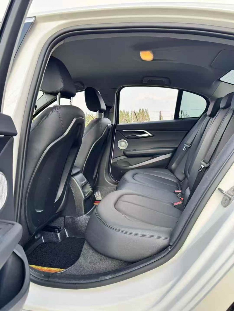 嘉兴23年宝马1系6