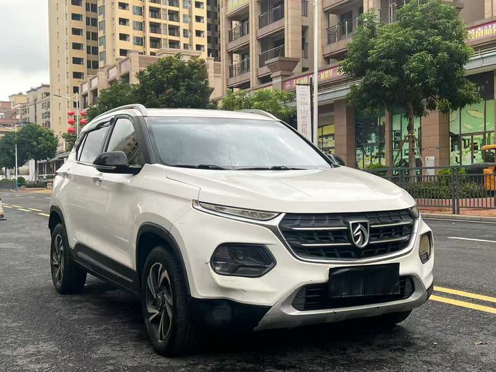 东莞17年宝骏5102