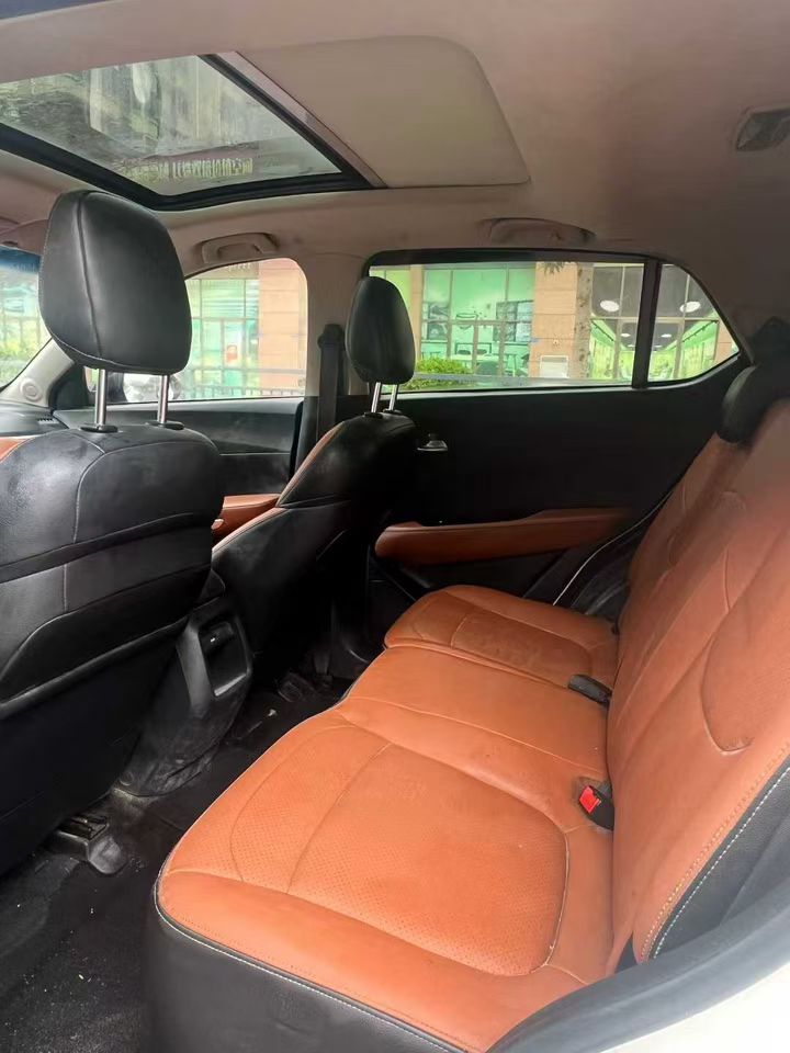 东莞17年宝骏5106