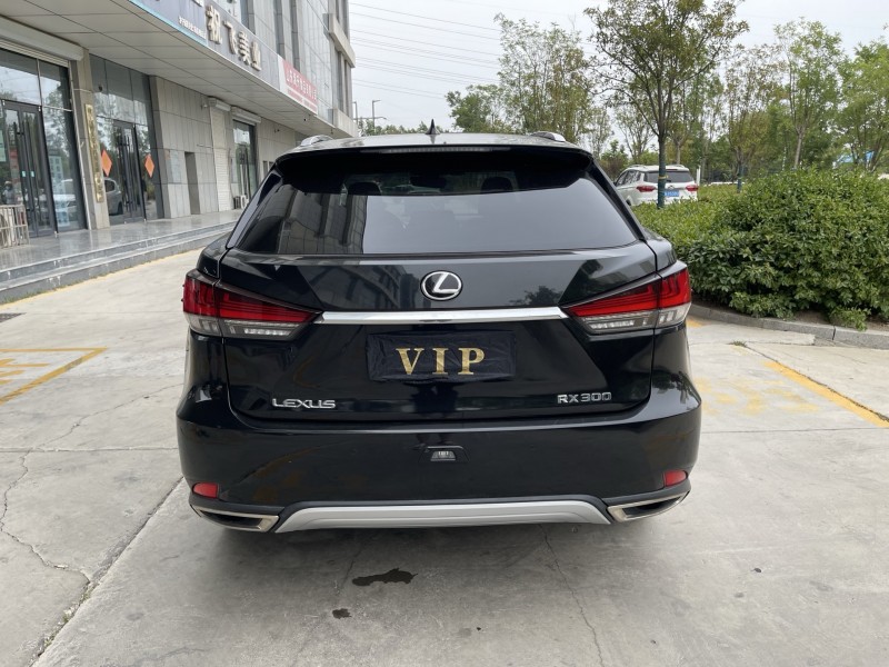 济宁20年雷克萨斯RX9