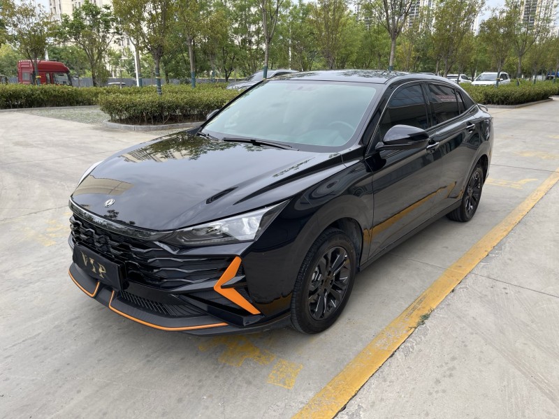 济宁25年东风奕炫2