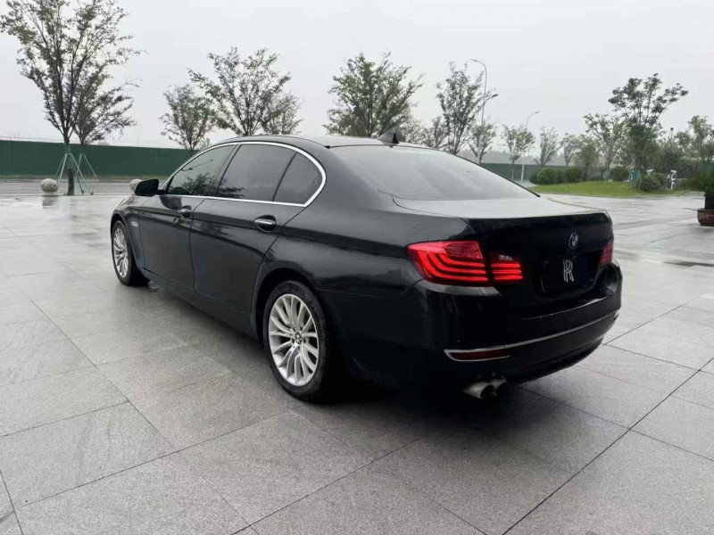 济宁14年宝马5系8