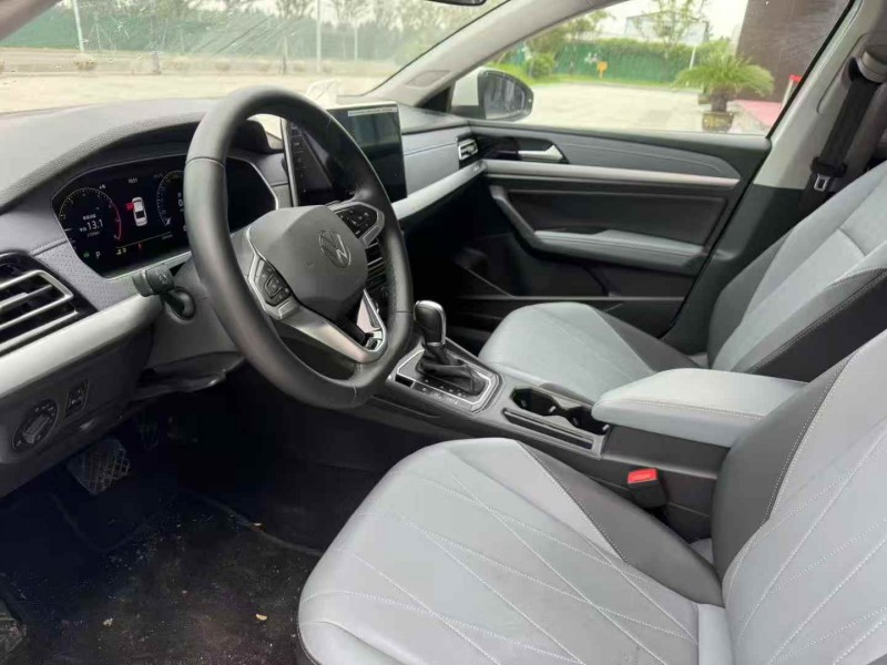 枣庄23年大众朗逸4