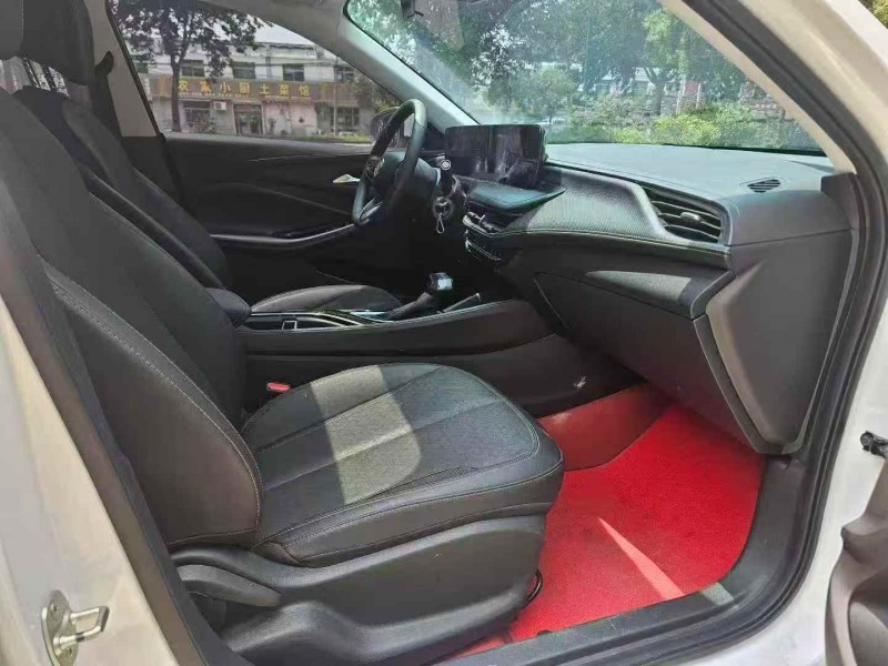 烟台23年别克威朗2