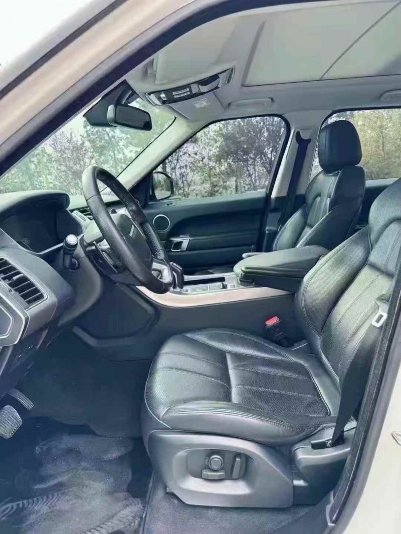 烟台17年路虎揽胜运动7