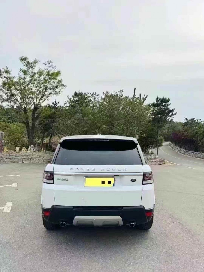 烟台17年路虎揽胜运动9