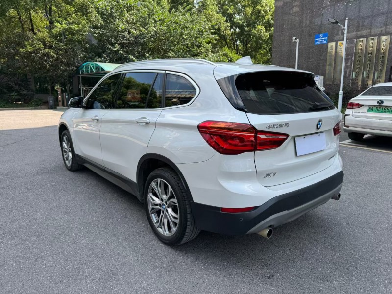 长沙19年宝马X16