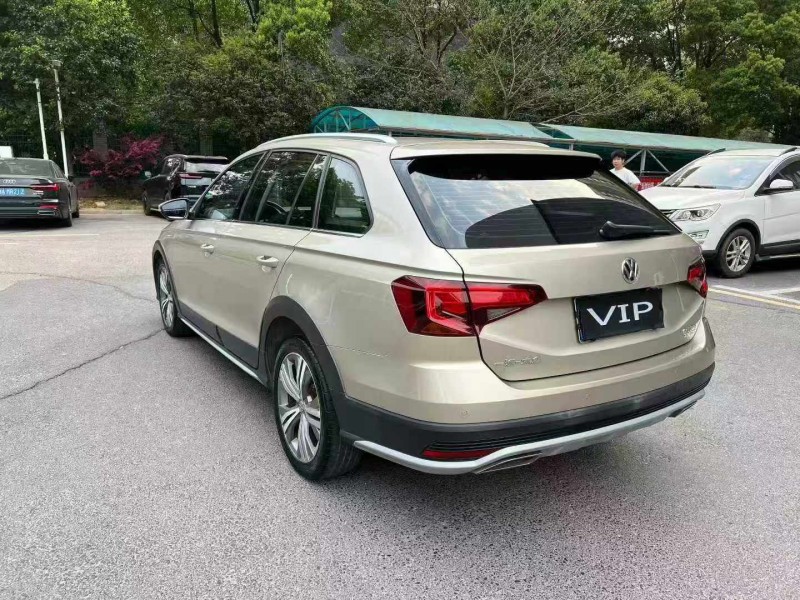 长沙17年大众蔚领5