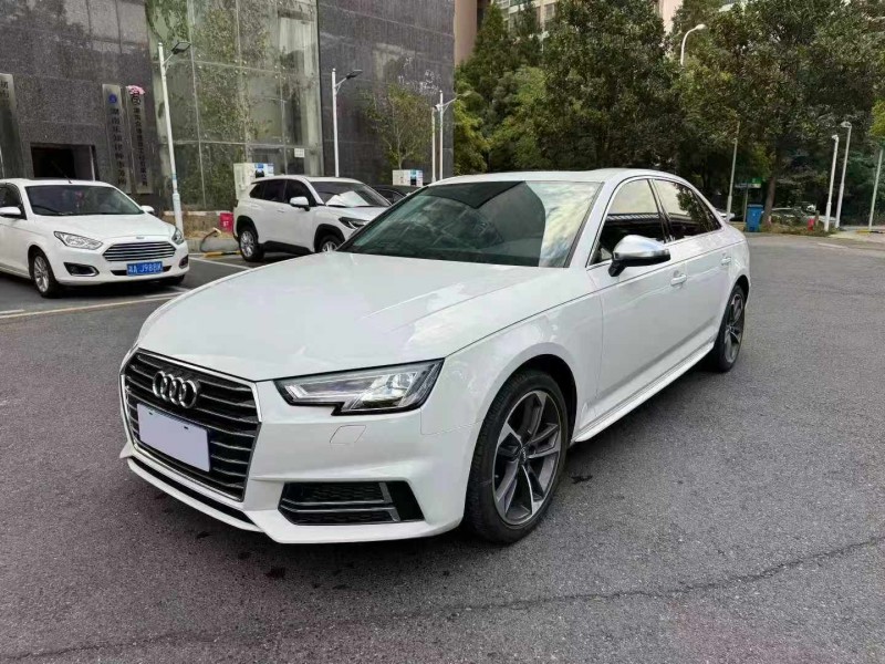 长沙19年奥迪A4L2