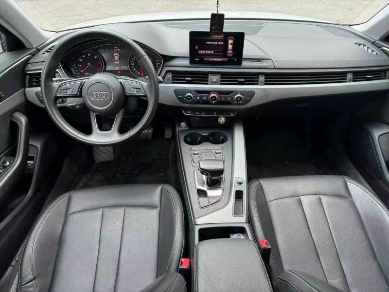 长沙19年奥迪A4L8