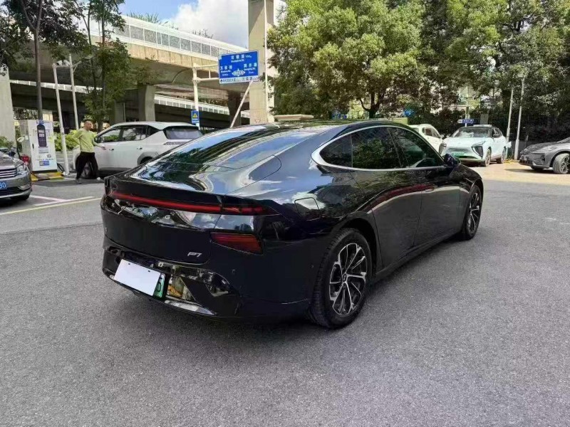 长沙24年小鹏汽车p75