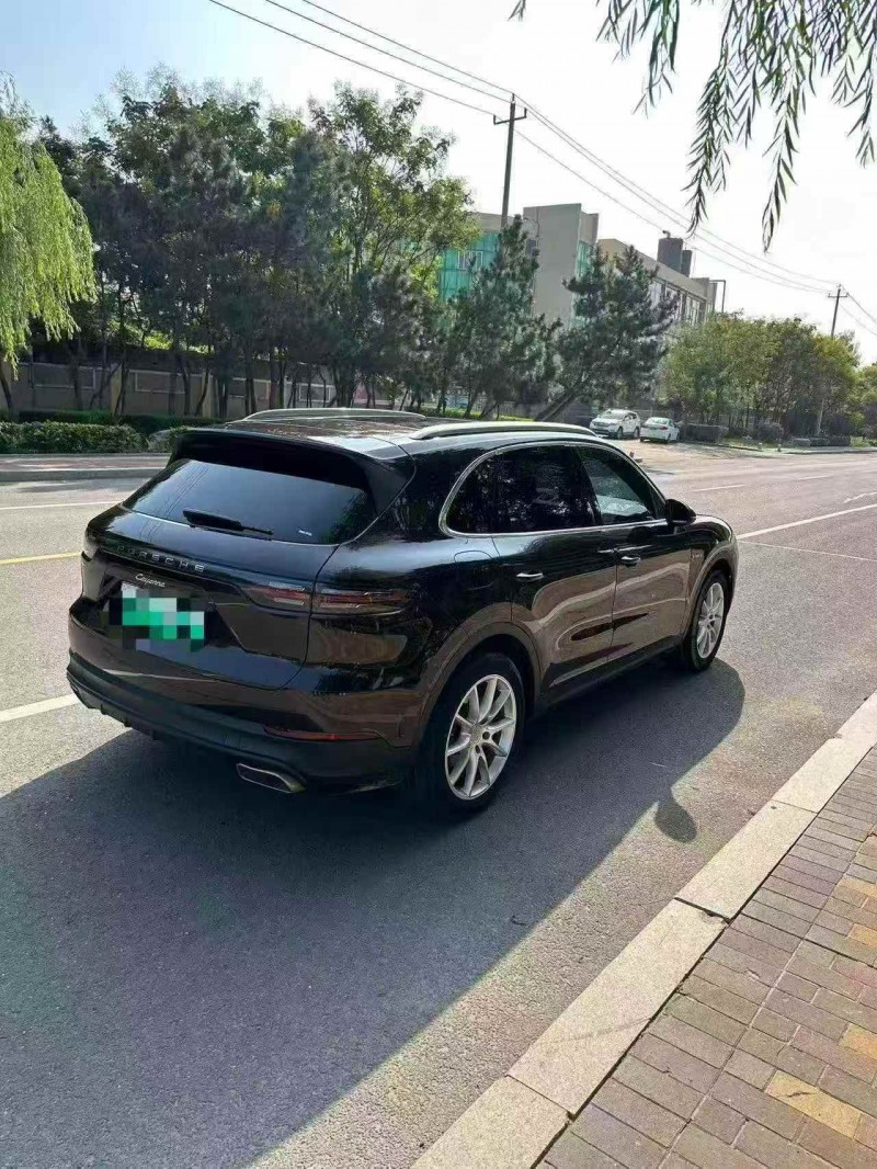 烟台20年保时捷卡宴8