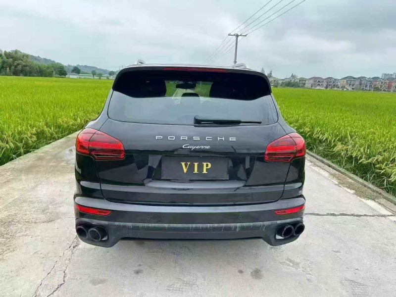 宁波15年保时捷卡宴9