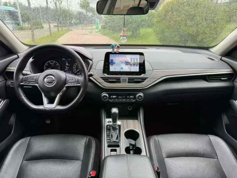 东营21年日产天籁5