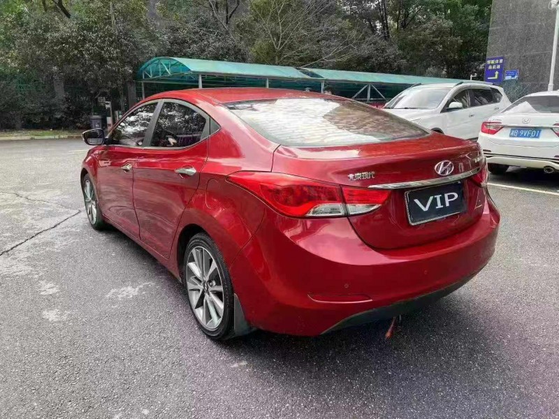 长沙15年现代朗动6