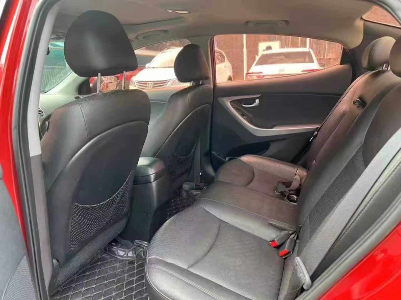 长沙15年现代朗动8