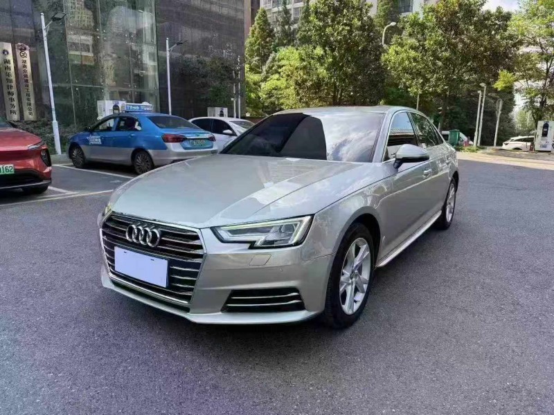 长沙18年奥迪A4L3