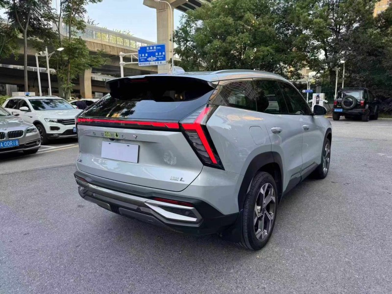 长沙22年吉利博越3