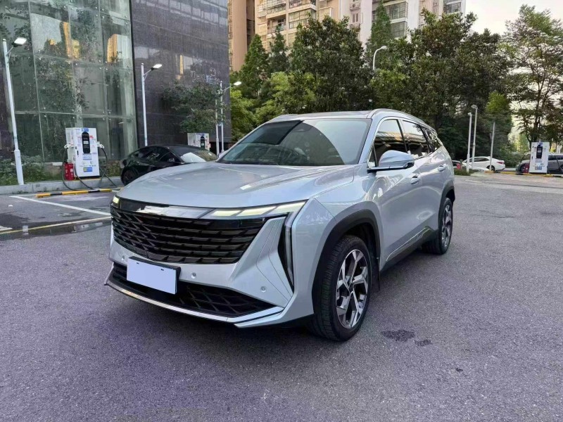 长沙22年吉利博越4