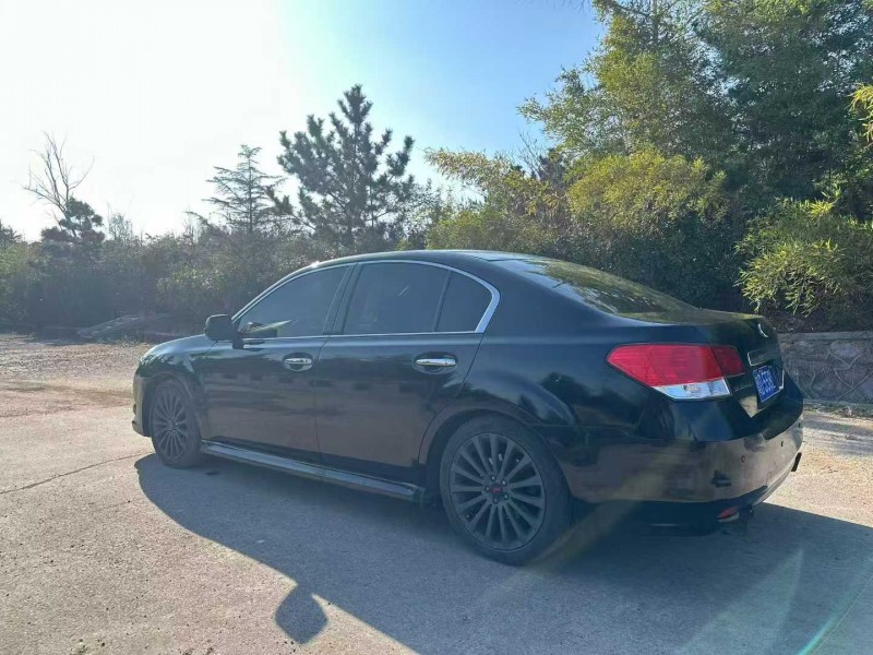 青岛10年斯巴鲁力狮6