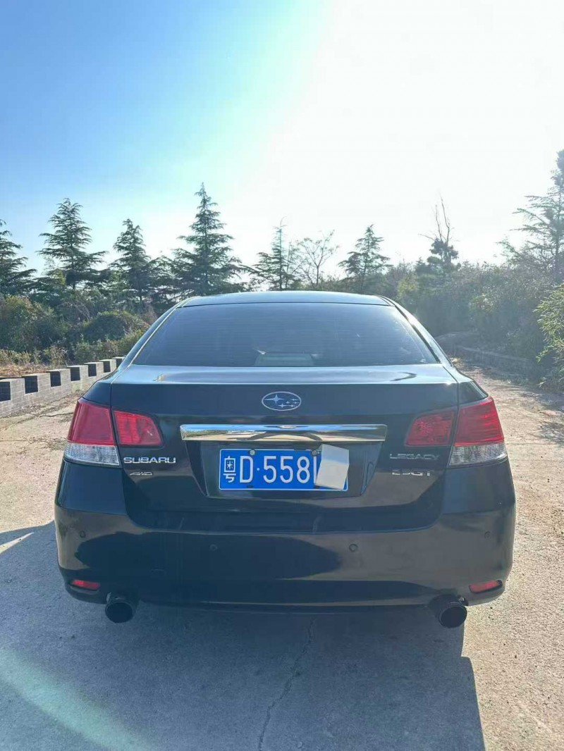 青岛10年斯巴鲁力狮8